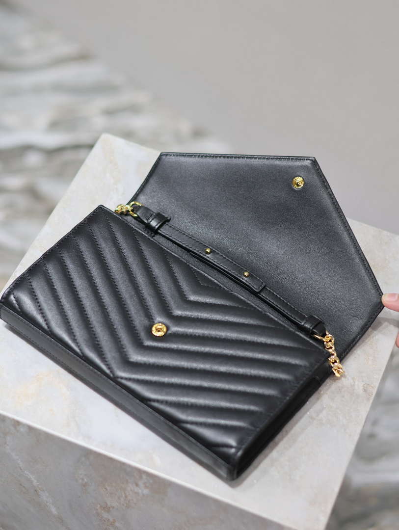 YSL 377828 Classic Cassandre chain wallet in Lambskin Black