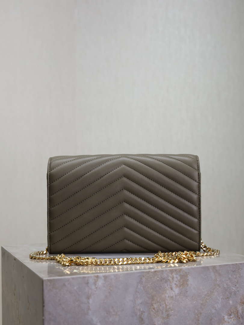 YSL 377828 Classic Cassandre chain wallet in Lambskin Green