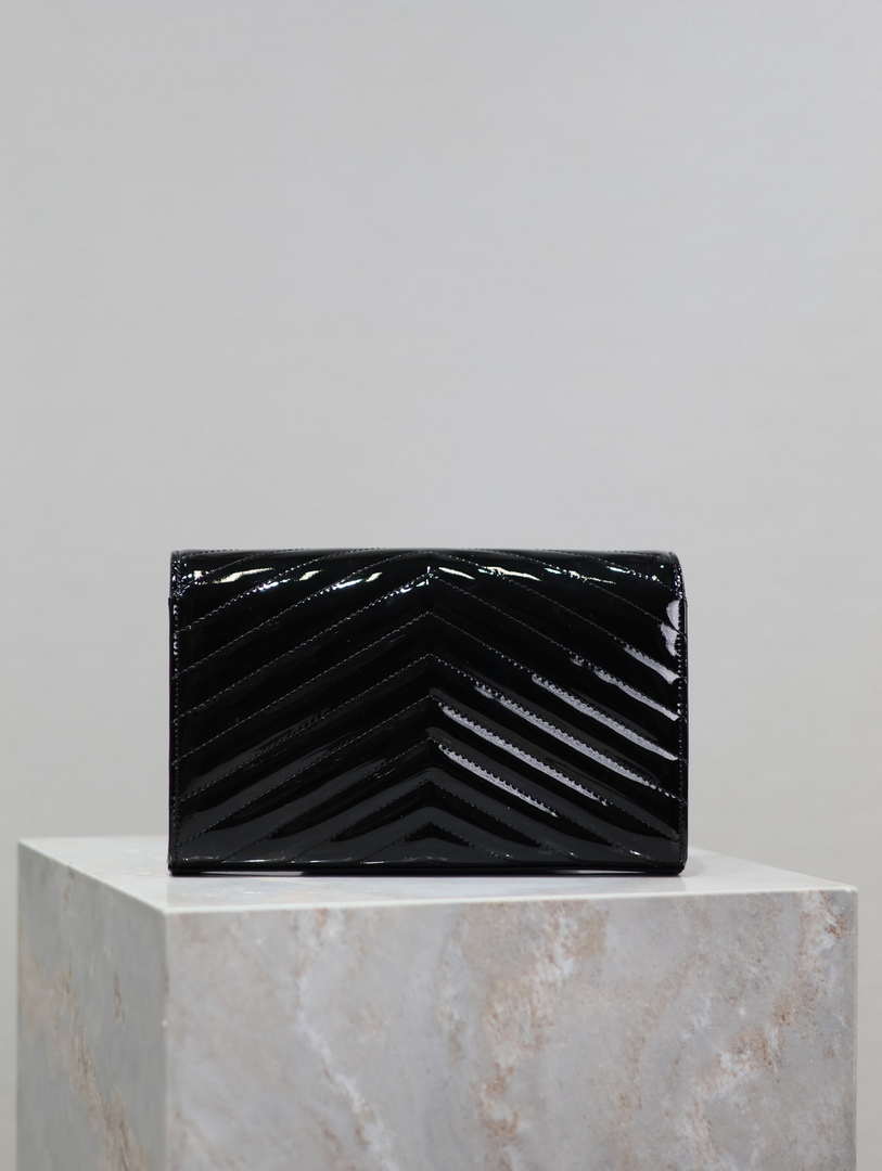 YSL 377828 Classic Cassandre chain wallet in Patent leather Black