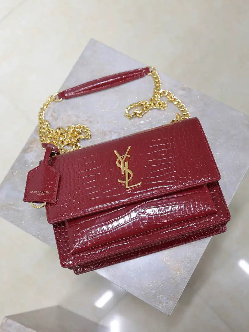 YSL 442906 SUNSET MEDIUM IN Red crocodile leather