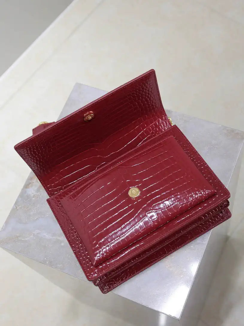YSL 442906 SUNSET MEDIUM IN Red crocodile leather