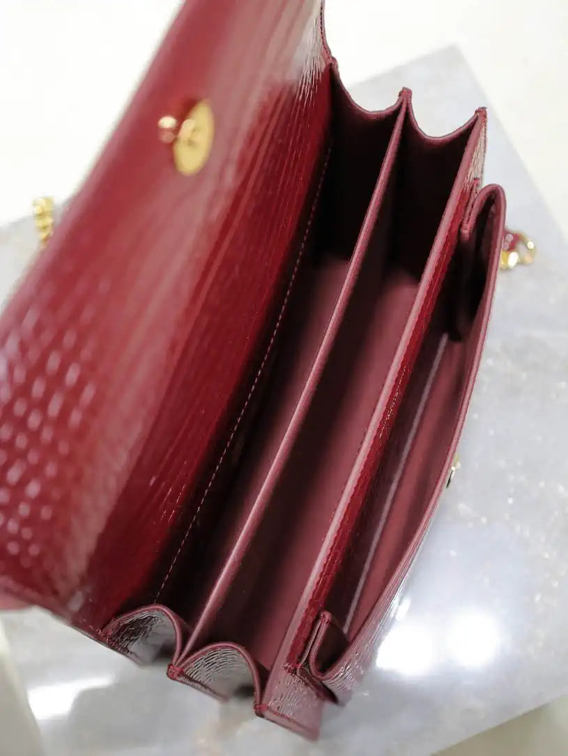 YSL 442906 SUNSET MEDIUM IN Red crocodile leather