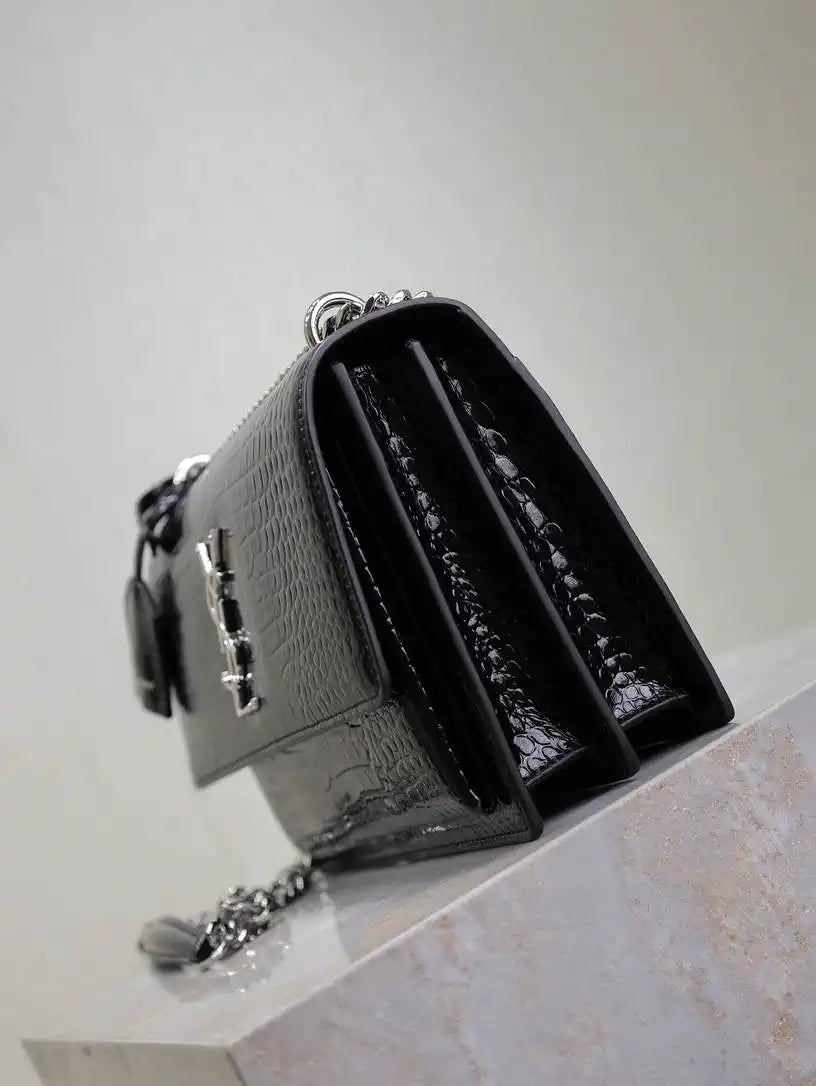 YSL 442906 SUNSET MEDIUM IN Black crocodile leather