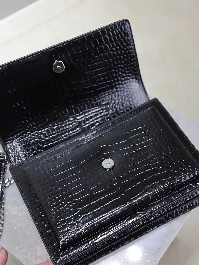 YSL 442906 SUNSET MEDIUM IN Black crocodile leather
