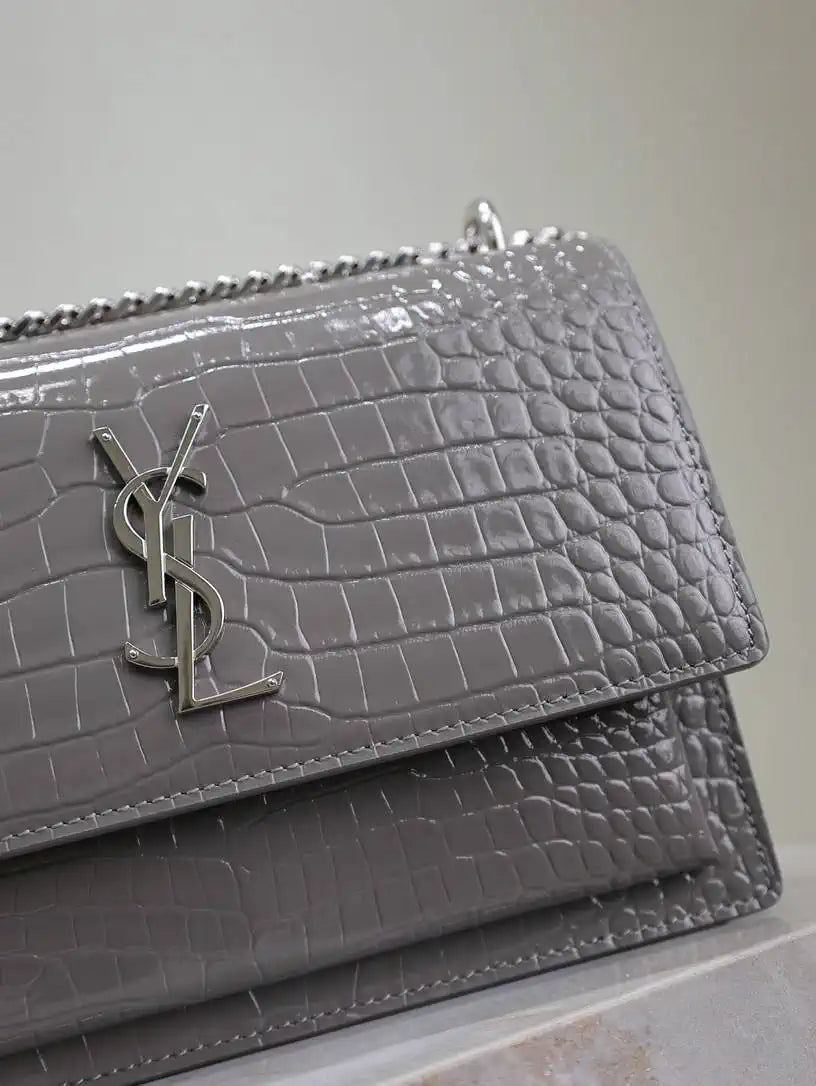 YSL 442906 SUNSET MEDIUM IN Gray crocodile leather