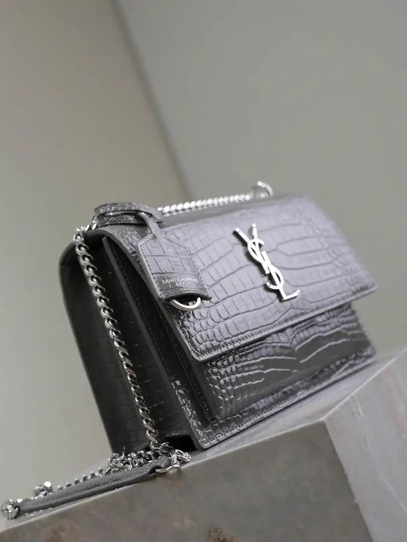 YSL 442906 SUNSET MEDIUM IN Gray crocodile leather