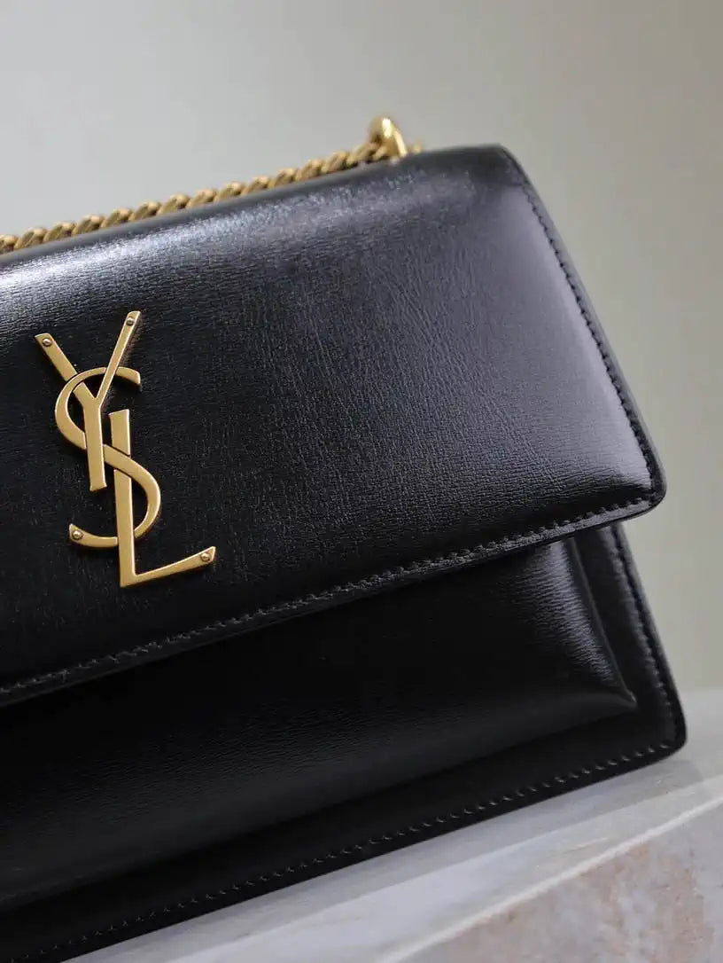 YSL 442906 SUNSET MEDIUM IN SMOOTH LEATHER Black