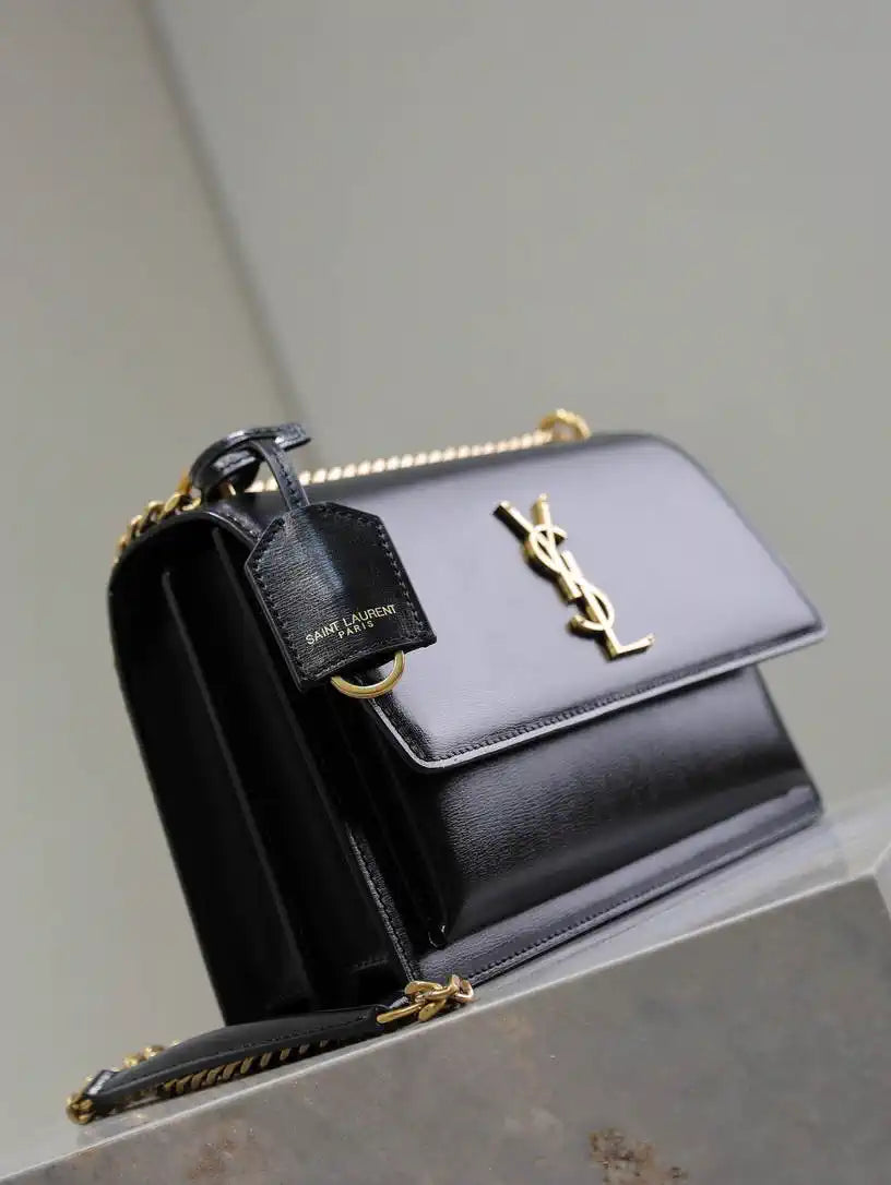 YSL 442906 SUNSET MEDIUM IN SMOOTH LEATHER Black