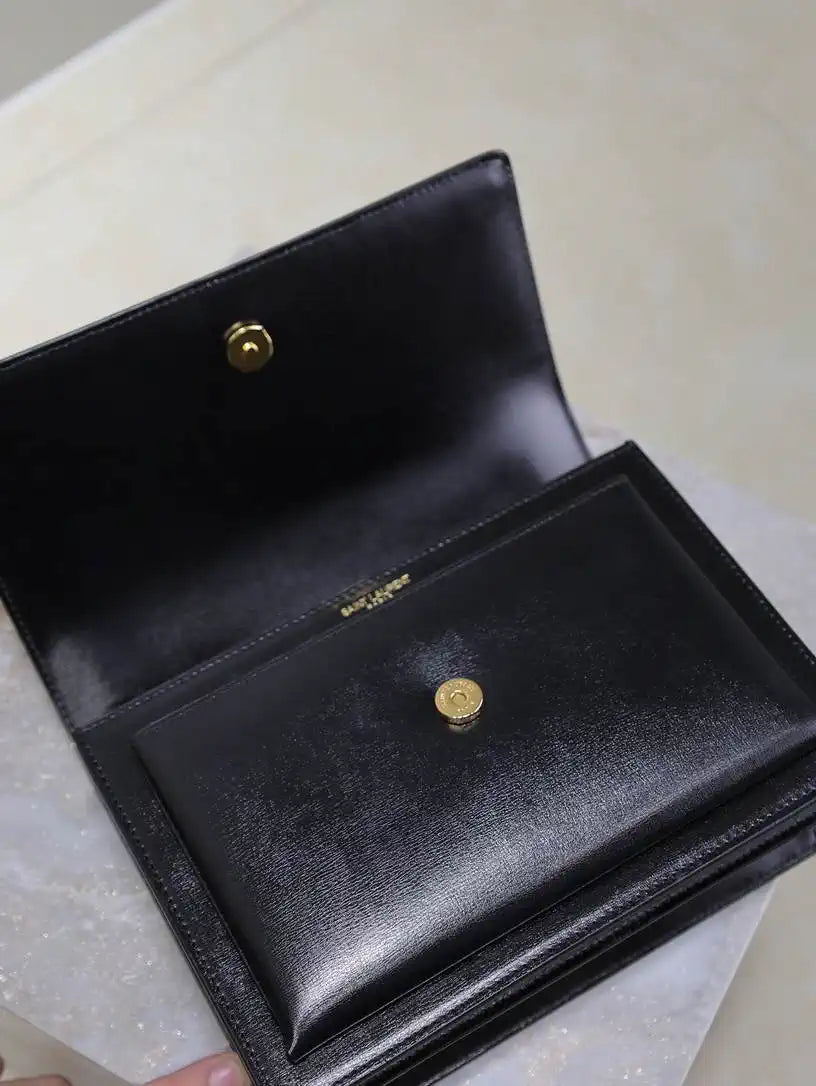 YSL 442906 SUNSET MEDIUM IN SMOOTH LEATHER Black