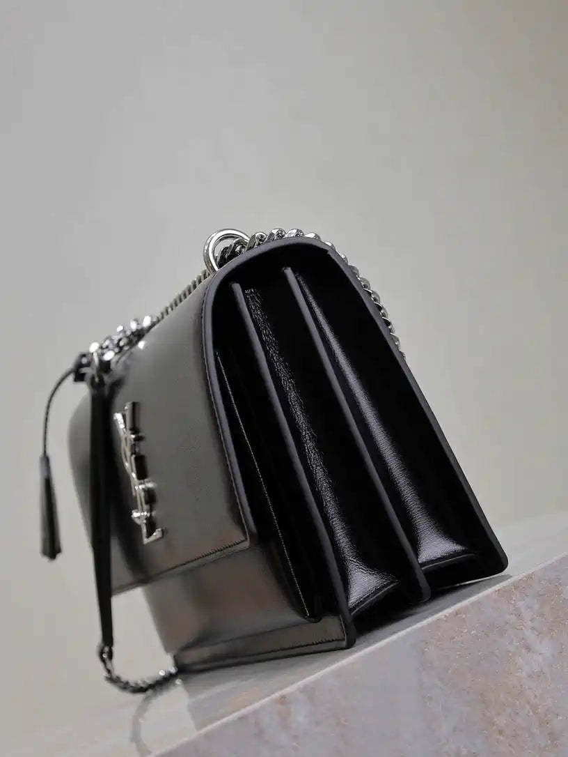 YSL 442906 SUNSET MEDIUM IN SMOOTH LEATHER Black Silver