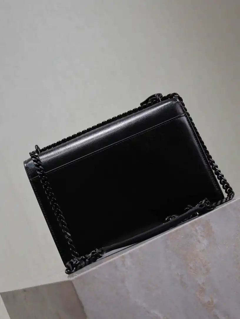 YSL 442906 SUNSET MEDIUM IN Black SMOOTH LEATHER with Black logo