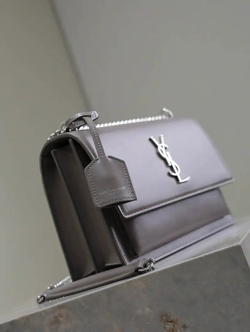YSL 442906 SUNSET MEDIUM IN  SMOOTH LEATHER Gray