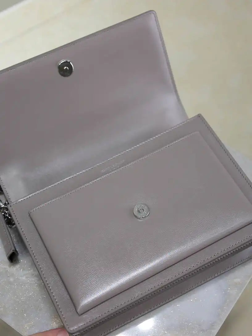 YSL 442906 SUNSET MEDIUM IN  SMOOTH LEATHER Gray