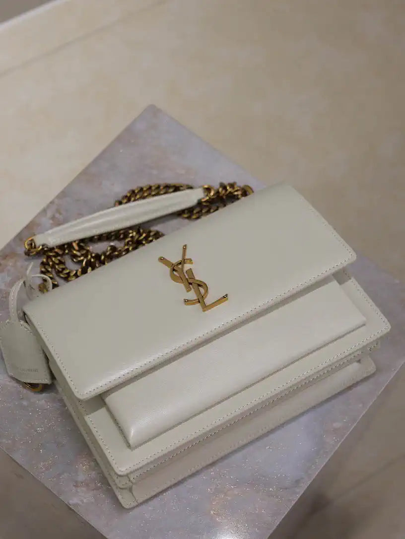 YSL 442906 SUNSET MEDIUM IN  SMOOTH LEATHER White