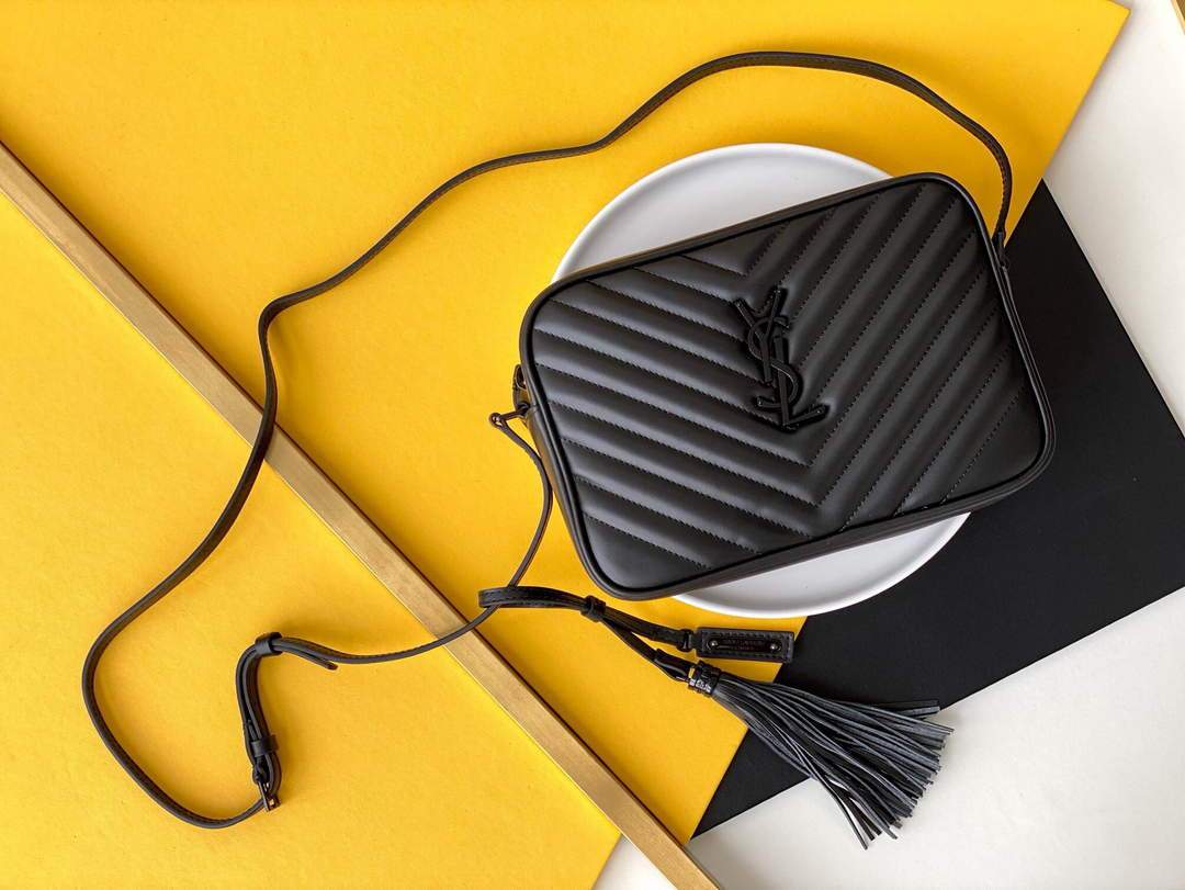 YSL 520534 Lou Camera Bag In Matelassé Leather Black
