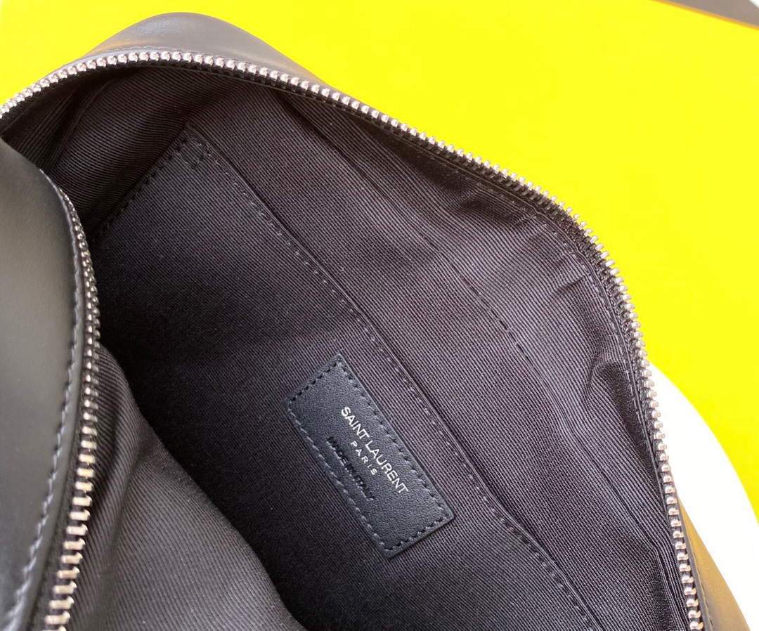 YSL 520534 Lou Camera Bag In Matelassé Leather Black Silver buckle