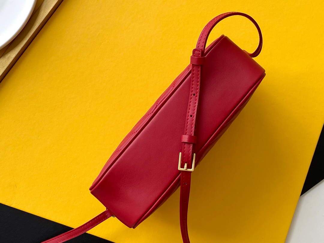 YSL 520534 Lou Camera Bag In Matelass¨¦ Leather Red