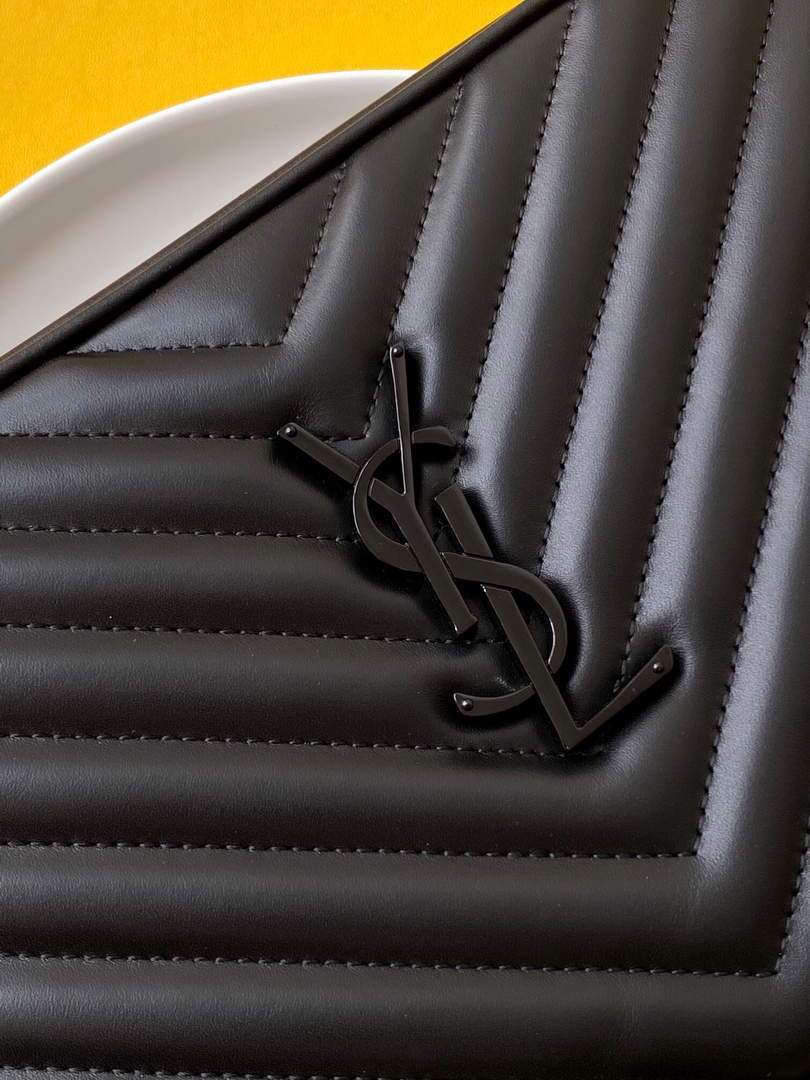 YSL 520534 Lou Camera Bag In Matelassé Leather Black