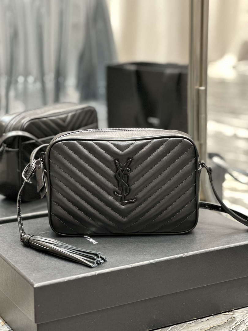 YSL 520534 Lou Camera Bag In Matelass¨¦ Leather Black with Black Logo