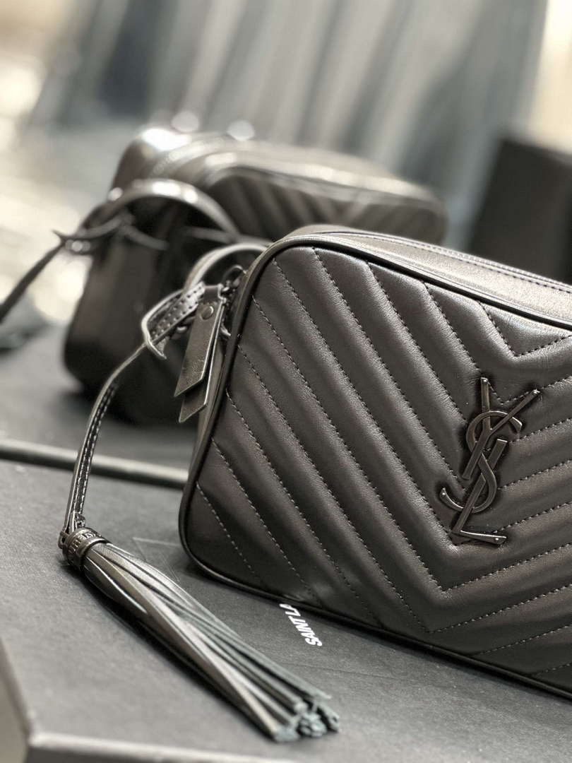 YSL 520534 Lou Camera Bag In Matelass¨¦ Leather Black with Black Logo