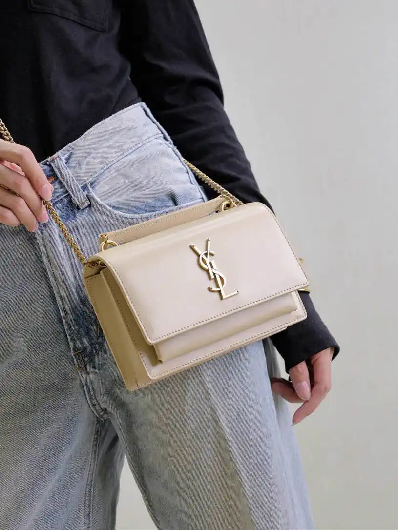 YSL 533026 Sunset chain wallet in smooth leather Apricot