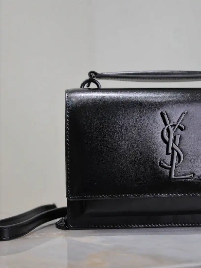 YSL 533026 Sunset chain wallet in smooth leather Black