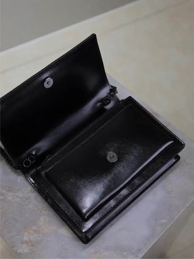 YSL 533026 Sunset chain wallet in smooth leather Black