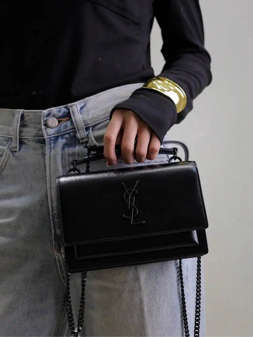 YSL 533026 Sunset chain wallet in smooth leather Black