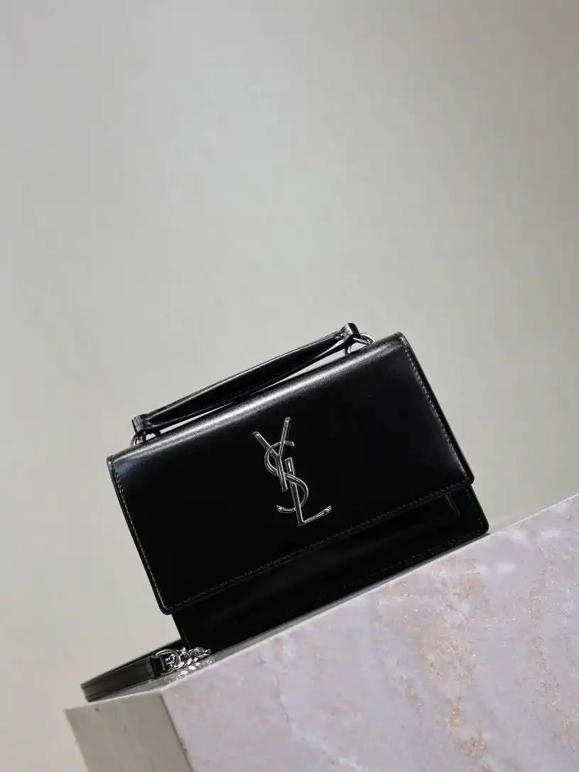 YSL 533026 Sunset chain wallet in smooth leather Black