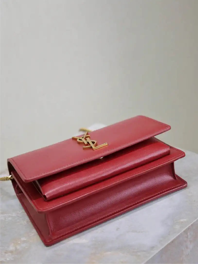 YSL 533026 Sunset chain wallet in smooth leather Red