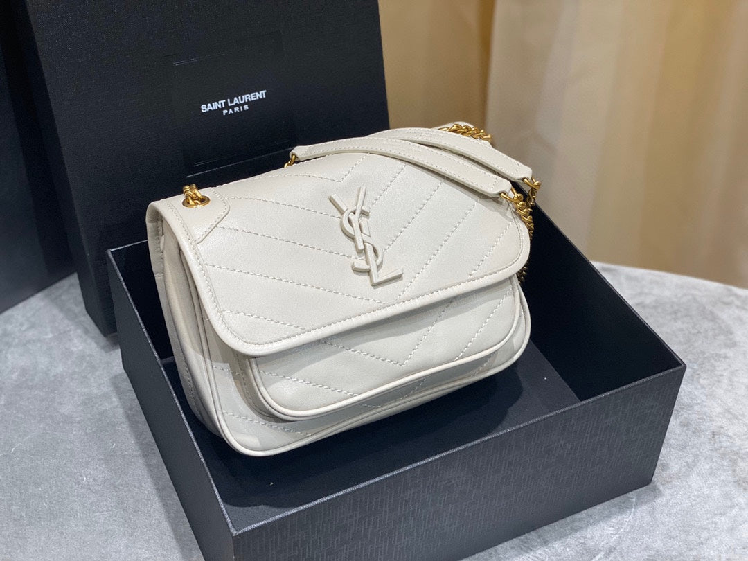 YSL 533037 Yves Saint Laurent Niki Baby In Crinkled Vintage Leather Bag White