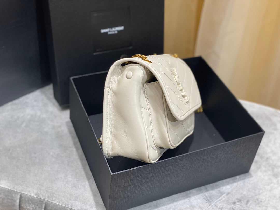 YSL 533037 Yves Saint Laurent Niki Baby In Crinkled Vintage Leather Bag White