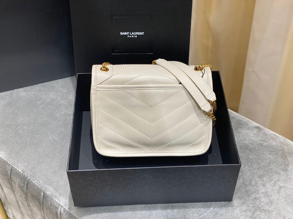 YSL 533037 Yves Saint Laurent Niki Baby In Crinkled Vintage Leather Bag White