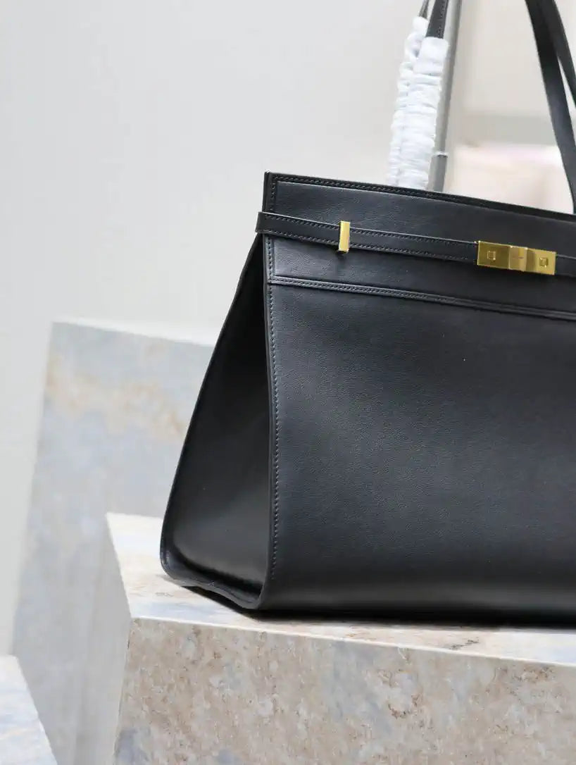 YSL 553745 XL MANHATTAN in BOX SAINT LAURENT Black
