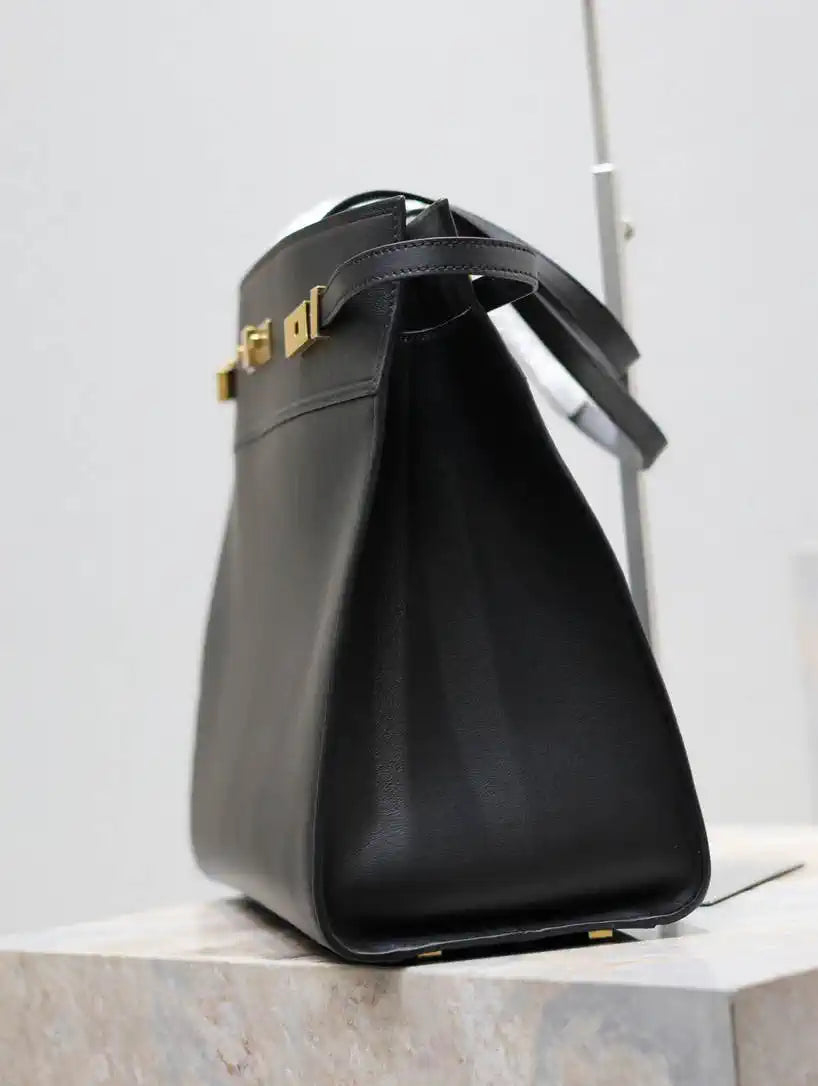 YSL 553745 XL MANHATTAN in BOX SAINT LAURENT Black