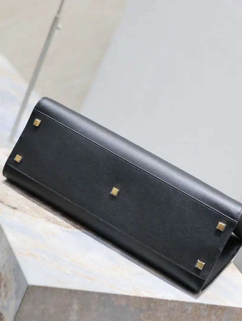 YSL 553745 XL MANHATTAN in BOX SAINT LAURENT Black
