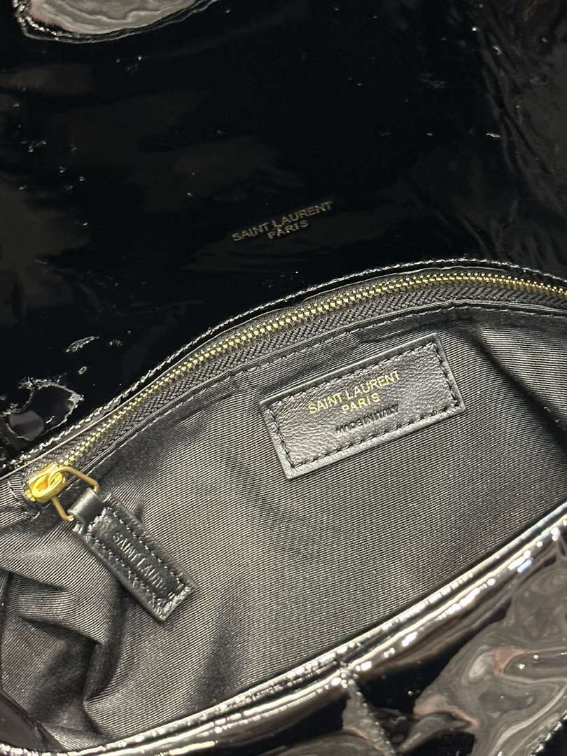 YSL 577476 Saint Laurent Puffer Small In Patent Leather Black