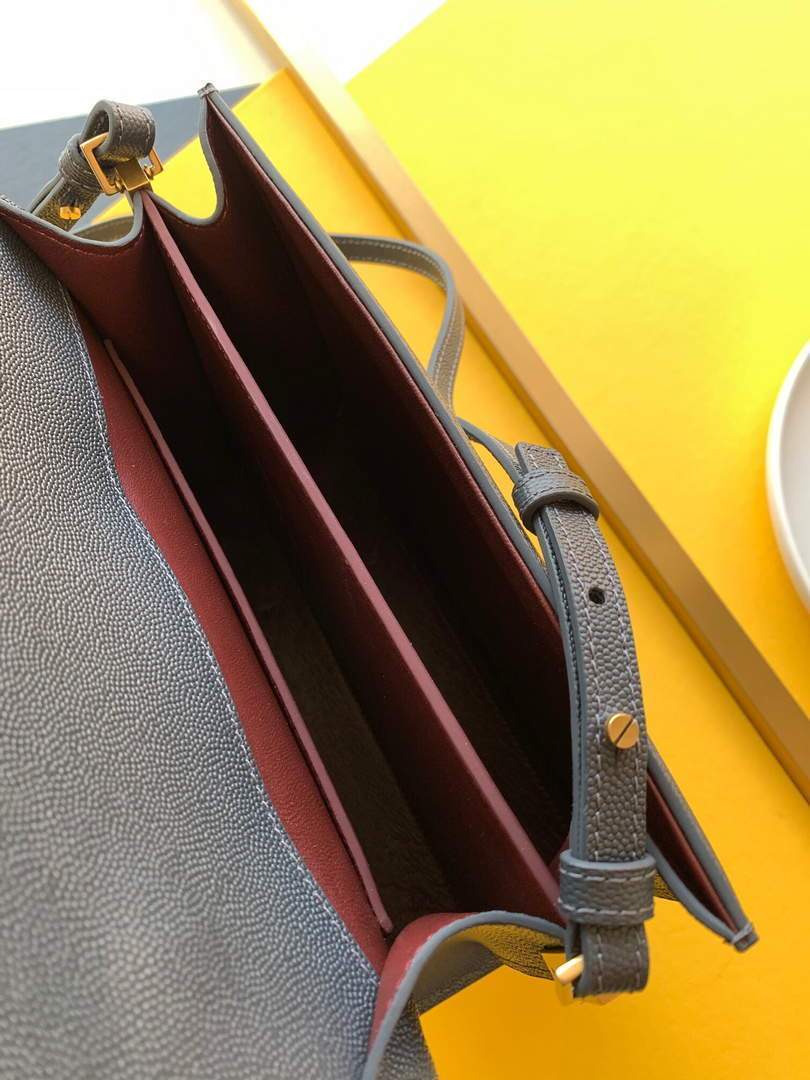 YSL 578000 Cassandra Top Handle Medium Bag In Grain De Poudre Embossed Leather Dark gray