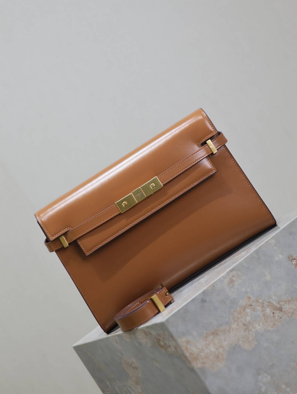 YSL 579271  Manhattan In Box Saint Laurent calfskin Brown
