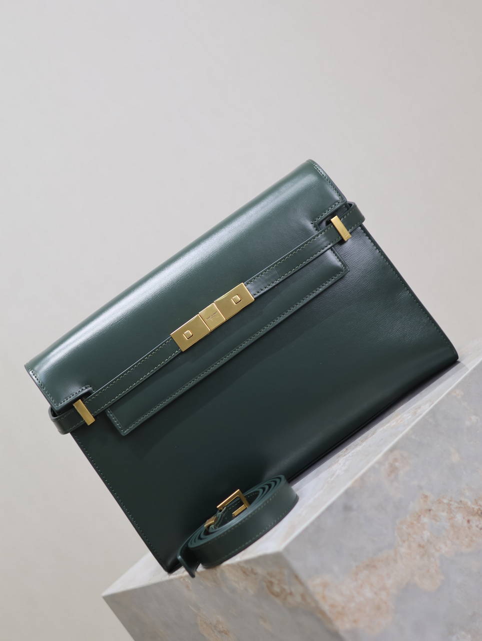 YSL 579271  Manhattan In Box Saint Laurent calfskin Green