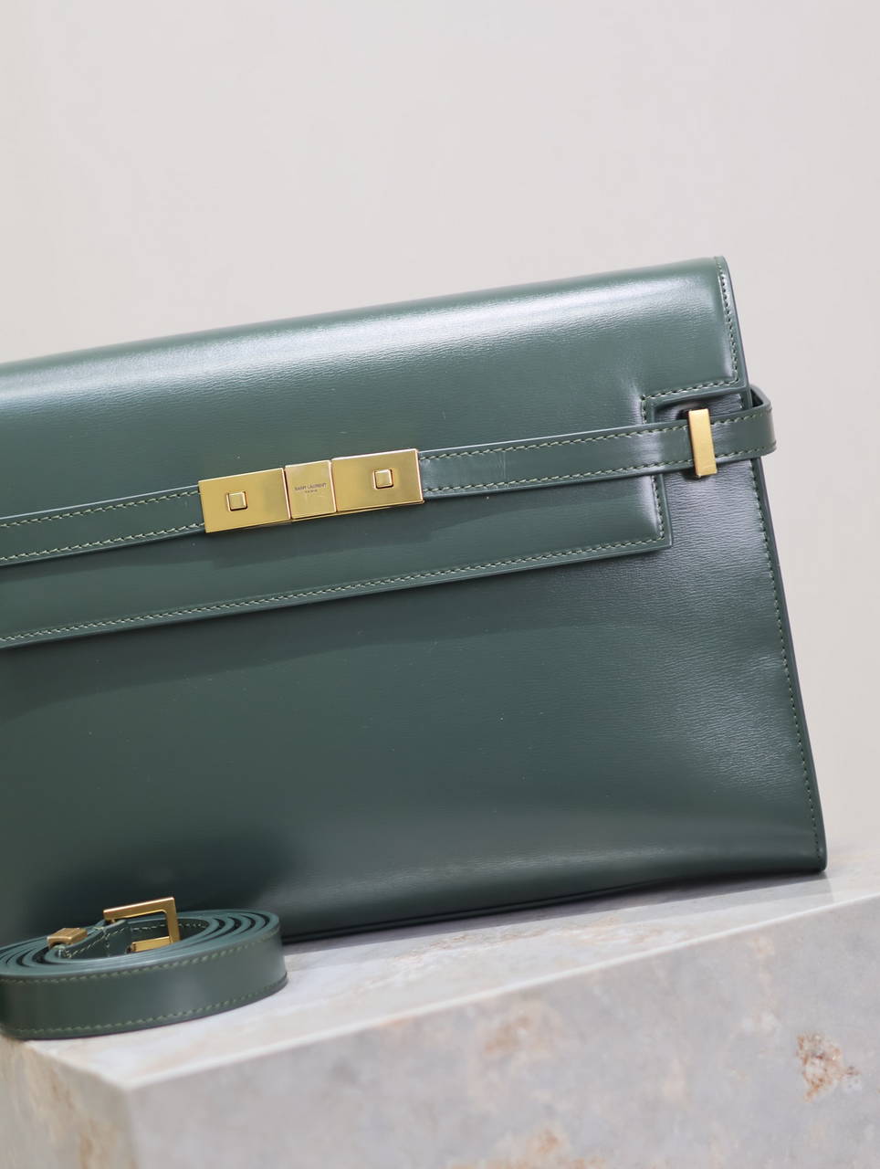 YSL 579271  Manhattan In Box Saint Laurent calfskin Green