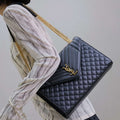 YSL 600185 Envelope Meduim In Quilted Grain De Poudre Embossed Leather Black Gold - Default Title - View 1