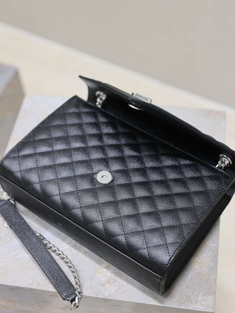 YSL 600185 Envelope Meduim In Quilted Grain De Poudre Embossed Leather Black Silver