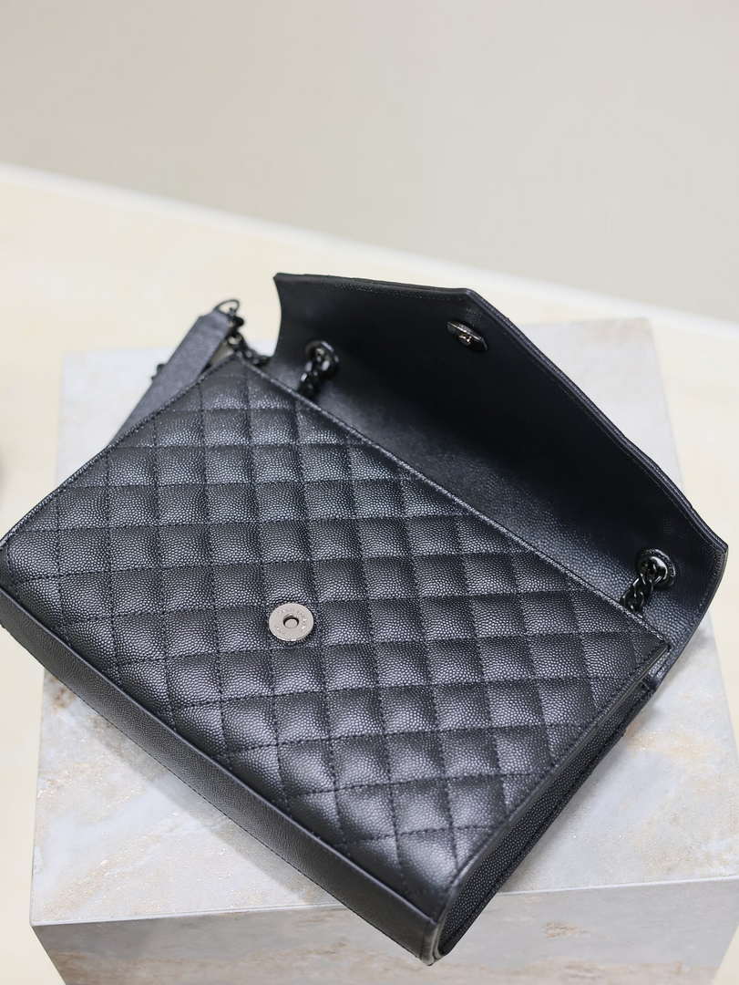 YSL 600185 Envelope Meduim In Quilted Grain De Poudre Embossed Leather Black with Black Hardware
