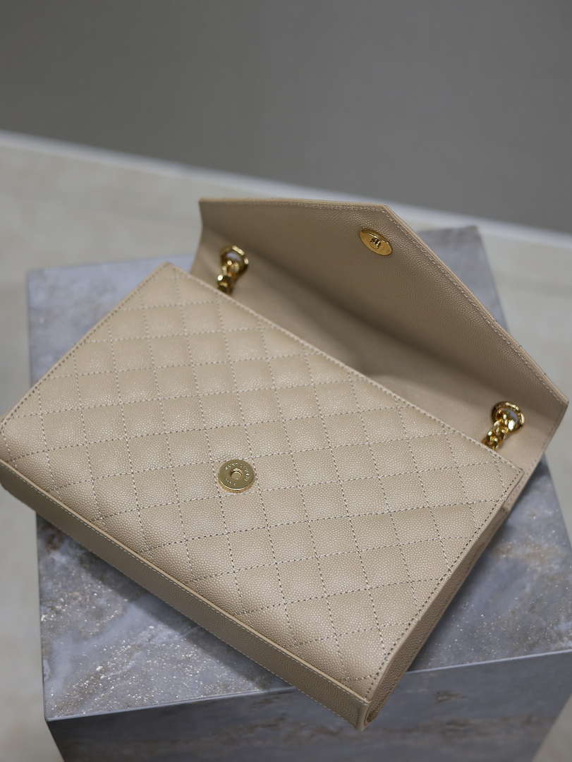 YSL 600185 Envelope Meduim In Quilted Grain De Poudre Embossed Leather Apricot