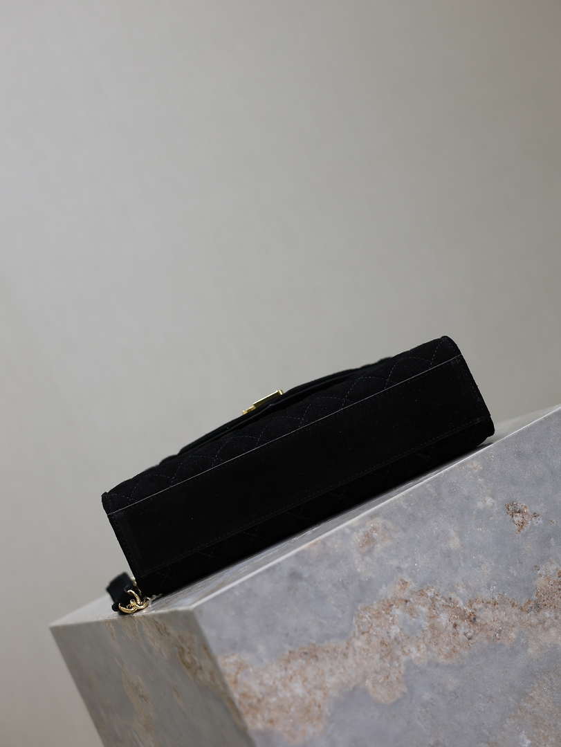 YSL 600185 Envelope Meduim In Black Suede Leather