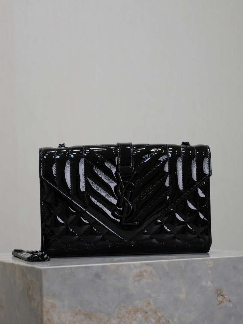 YSL 600195 Envelope Small In Quilted Black Patent leather with black buckle - Default Title - View 1