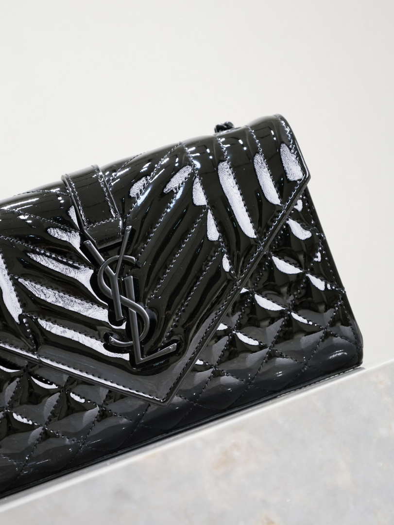 YSL 600195 Envelope Small In Quilted Black Patent leather with black buckle