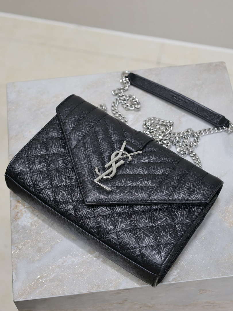 YSL 600195 Envelope Small In Quilted Grain De Poudre Embossed Leather Black with Silver Hardward