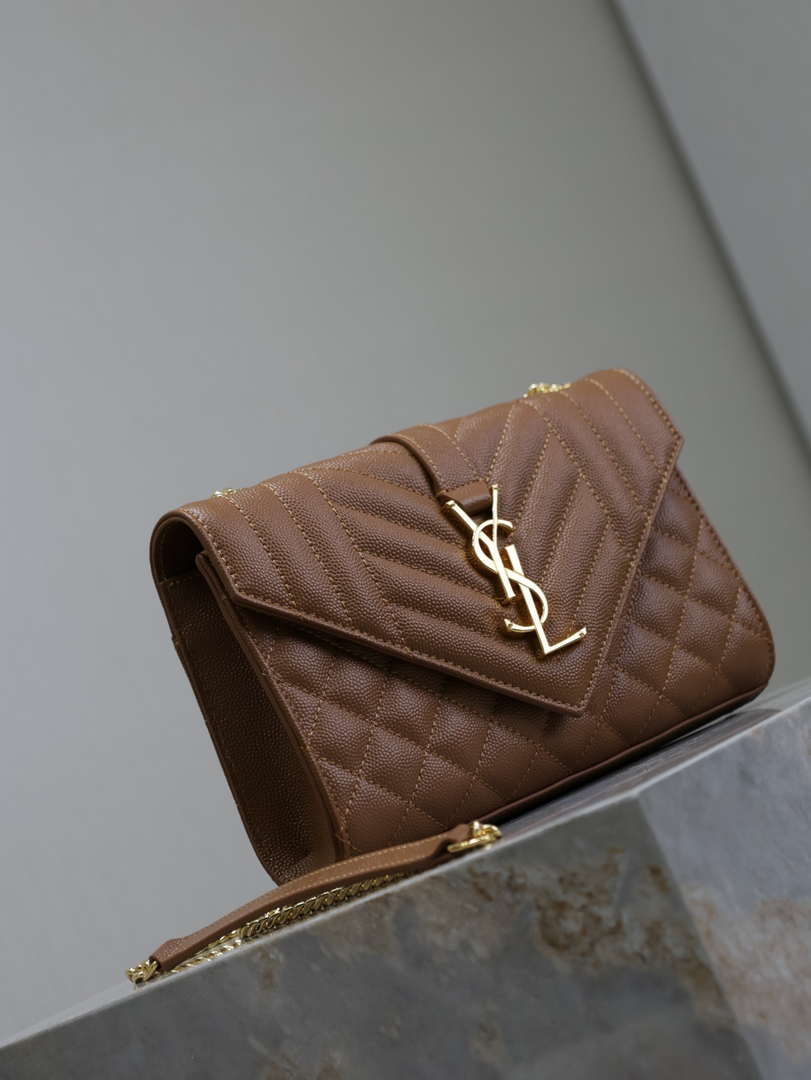 YSL 600195 Envelope Small In Quilted Grain De Poudre Embossed Leather Caramel